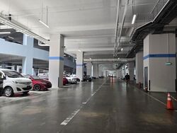 Carros Centre (D25), Factory #611017101